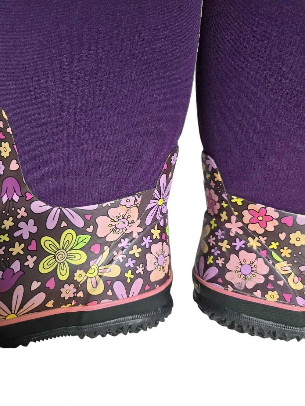 Bogs Classic Northwest Garden Purple Floral Waterproof Boots Size 6 Youth